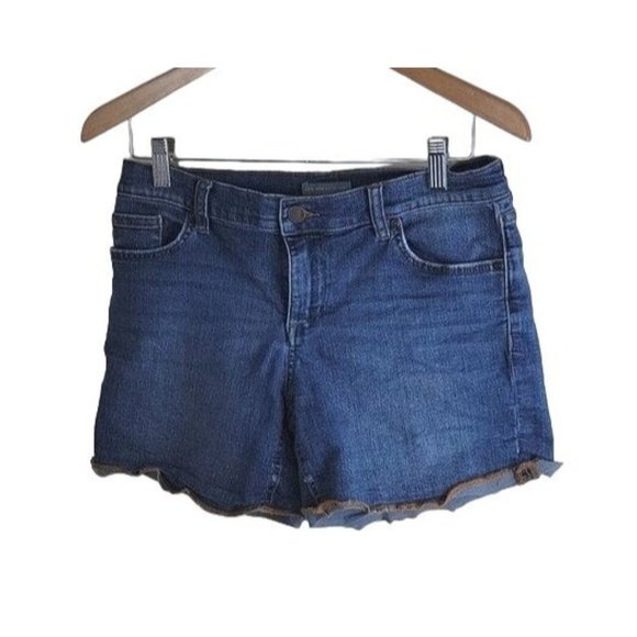 New York & Company Pants - New York & Co. Women's Denim Shorts Blue size 4